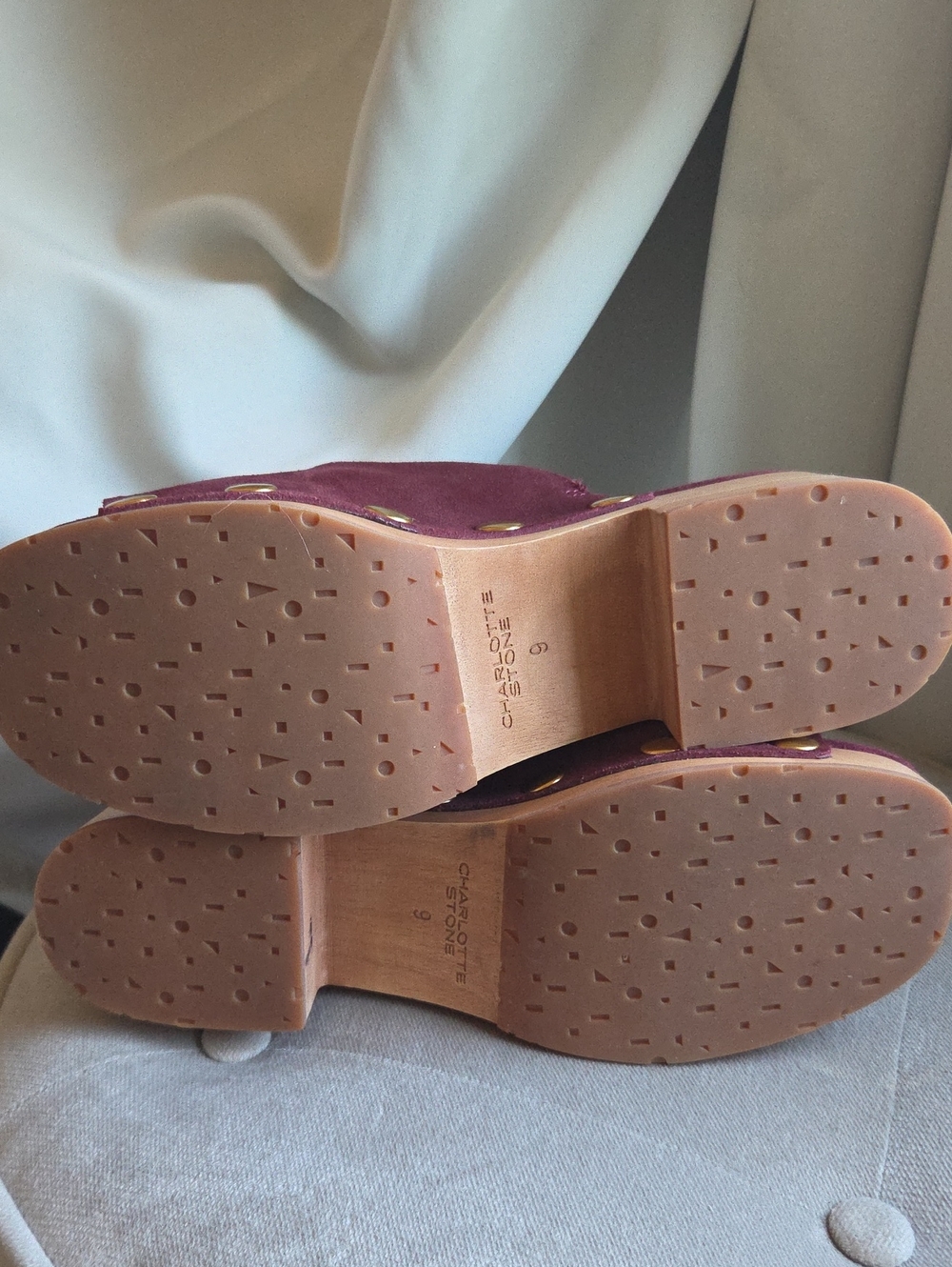 Charolotte Stone Clog Sandals Size 9 - Picture 6 of 7